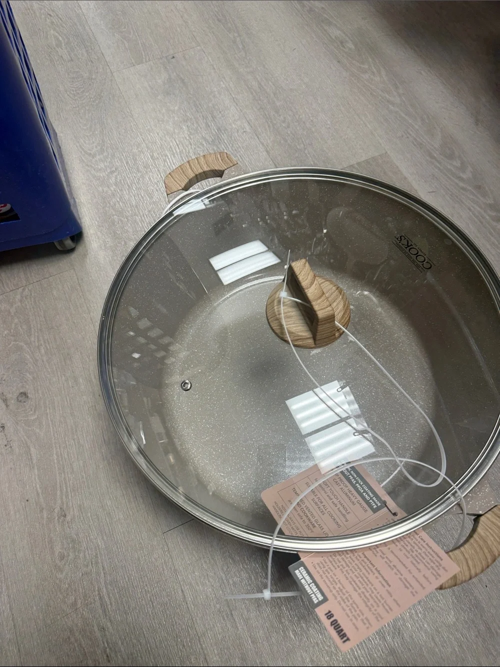 Glass Cookware Lid with Wooden Knob - Clear